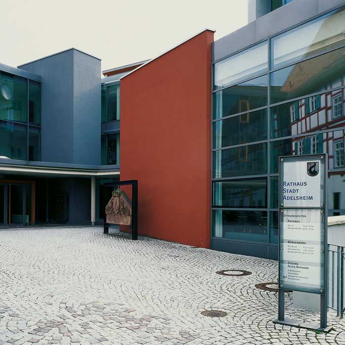 Verwaltung & Politik - Rathaus Adelsheim